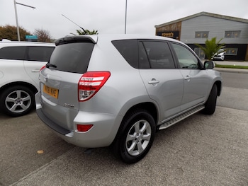 Used Toyota RAV4 2011 for sale - 76230895: Photo