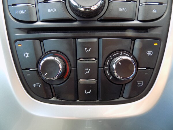 Used Vauxhall Astra GTC 2013 for sale - 76017084: Photo 13