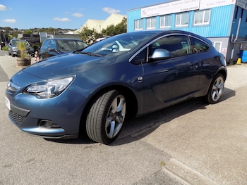Used Vauxhall Astra GTC 2013 for sale - 76017084: Photo 2