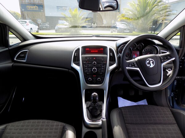 Used Vauxhall Astra GTC 2013 for sale - 76017084: Photo 9