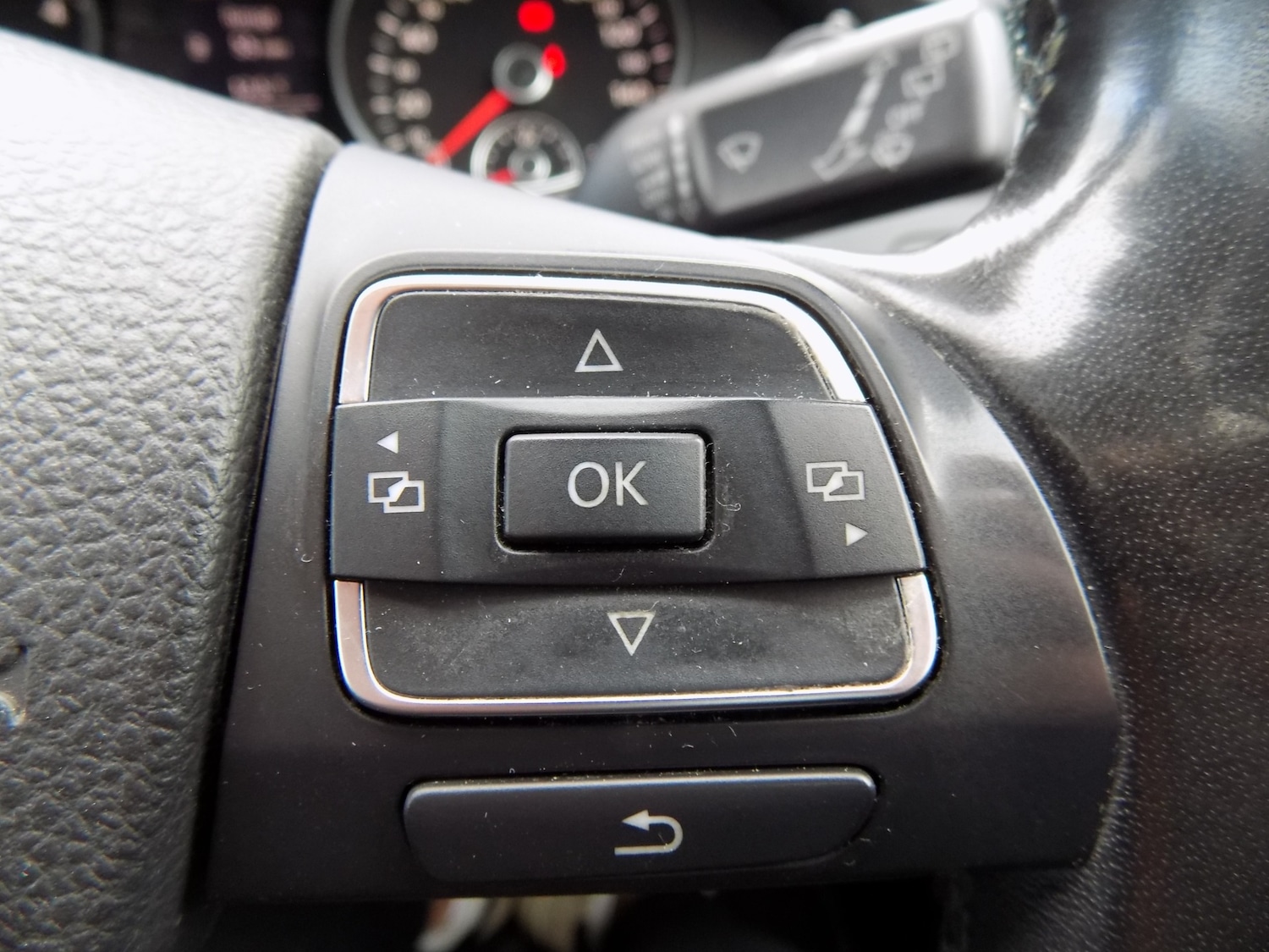 Used Volkswagen Passat 2011 for sale - 76299150: Photo 17