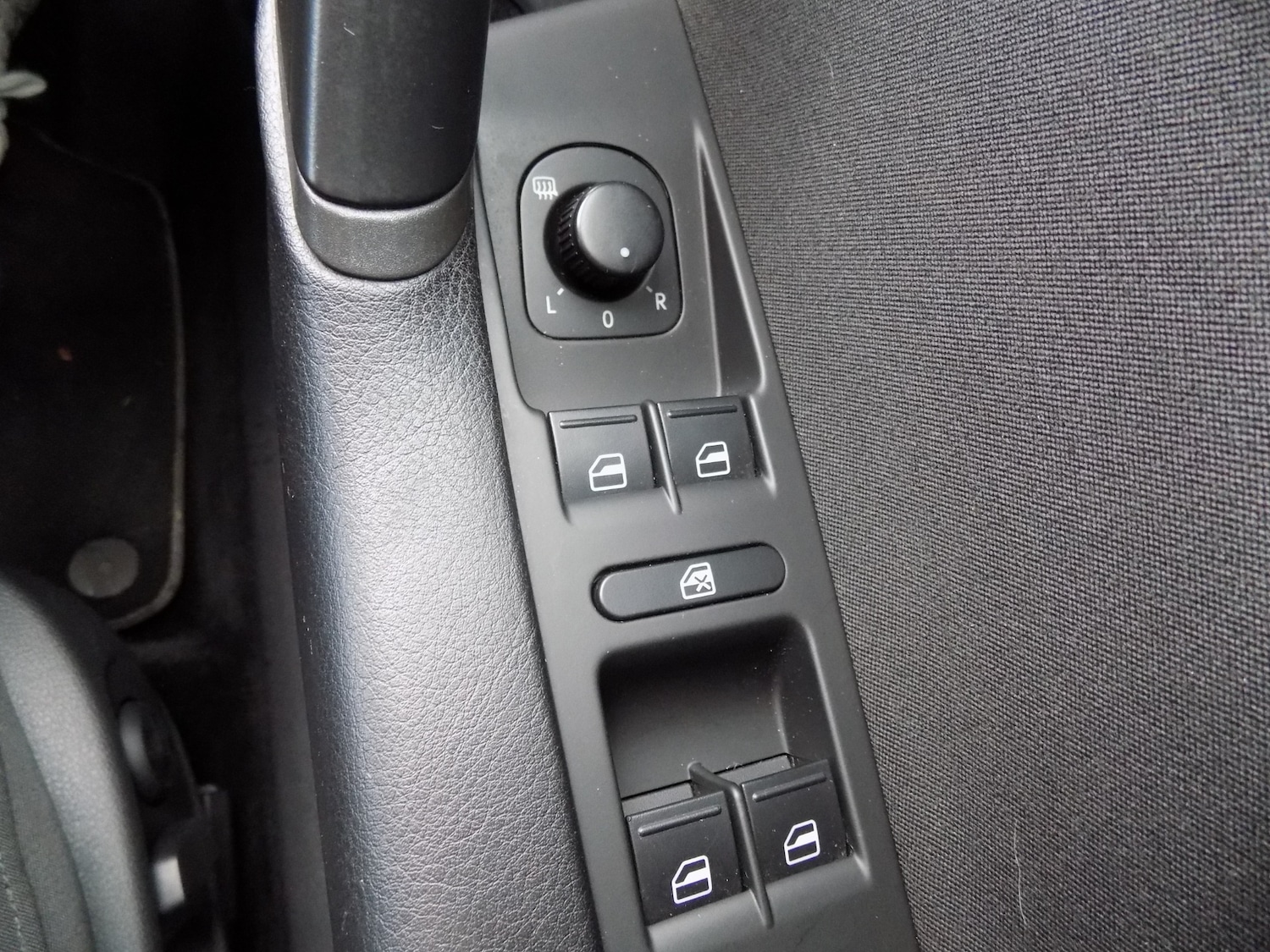 Used Volkswagen Passat 2011 for sale - 76299150: Photo 18