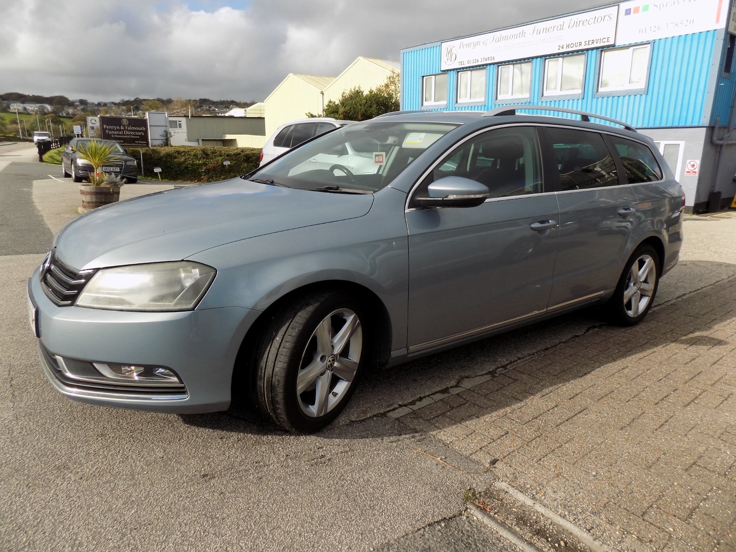 Used Volkswagen Passat 2011 for sale - 76299150: Photo 2