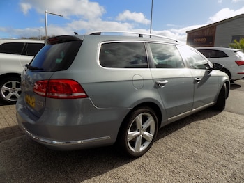 Used Volkswagen Passat 2011 for sale - 76299150: Photo