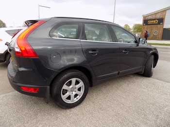 Used Volvo XC60 2010 for sale - 78268829: Photo