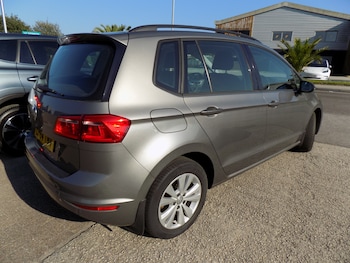 Used Volkswagen Golf SV 2015 for sale - 78846172: Photo