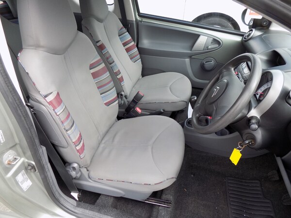 Used Citroen C1 2011 for sale - 76130919: Photo 7