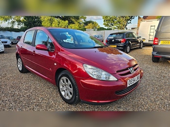 2005 - 2.0 HDi X-Line 5-Door