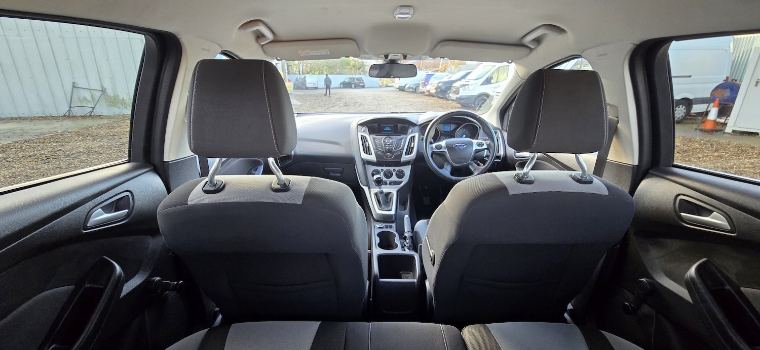 Used Ford Focus 2014 for sale - 76858888: Photo 15