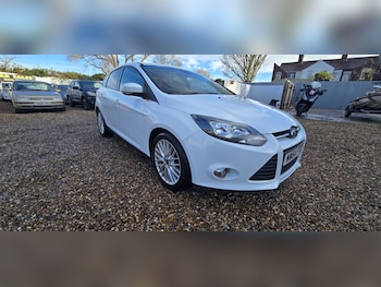 2014 - 1.6 TDCi 115 Zetec 5dr