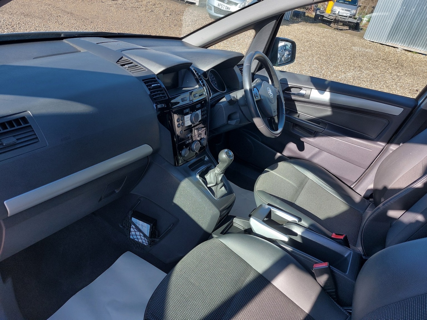 Used Vauxhall Zafira 2009 for sale - 77921436: Photo 9