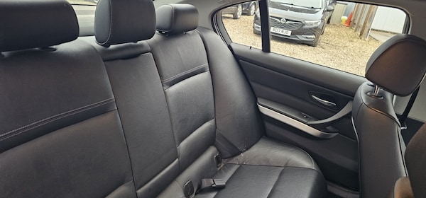 Used BMW 3 Series 2011 for sale - 76237122: Photo 12
