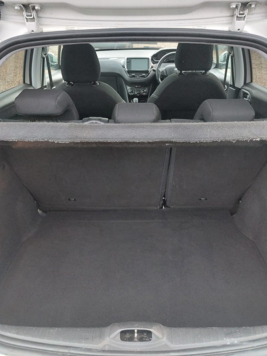 Used Peugeot 208 2014 for sale - 77707313: Photo 13