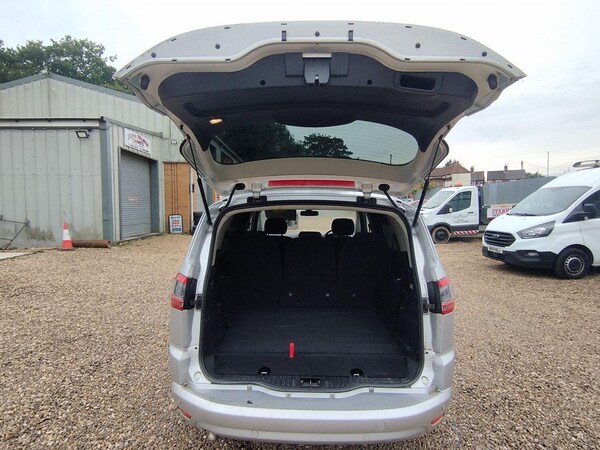 Used Ford S-Max 2011 for sale - 76219575: Photo 14