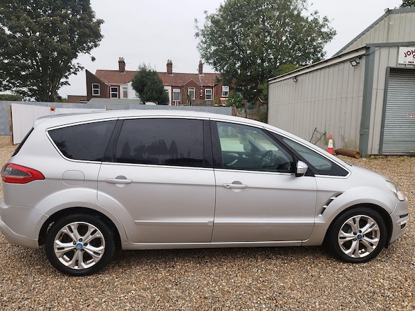Used Ford S-Max 2011 for sale - 76219575: Photo 8
