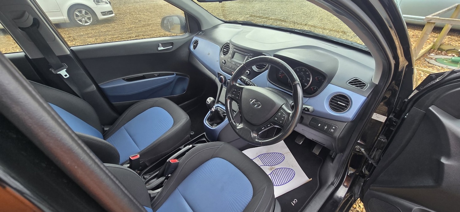 Used Hyundai i10 2014 for sale - 77409561: Photo 9