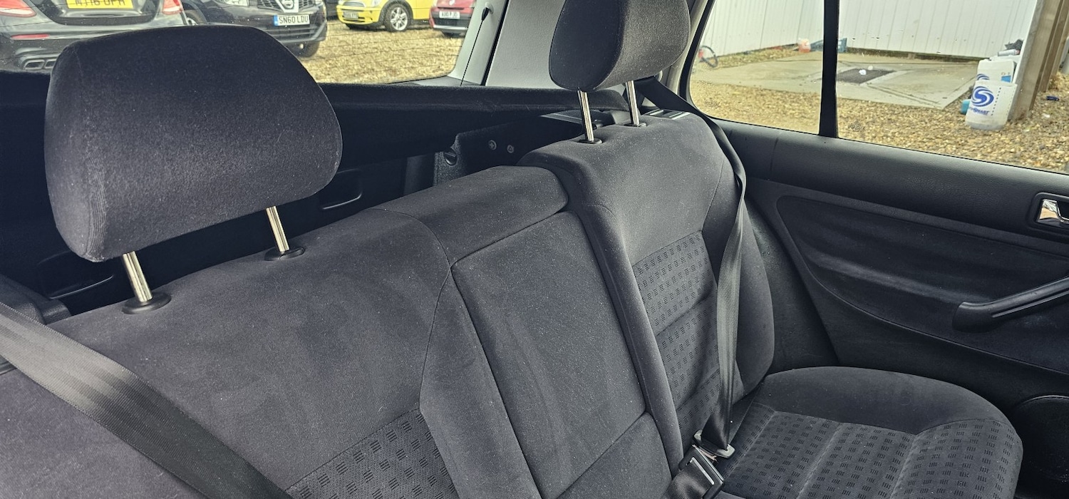 Used Volkswagen Golf 2001 for sale - 76769500: Photo 11