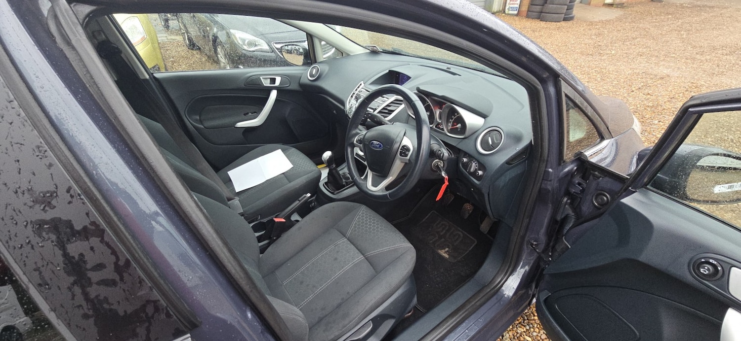 Used Ford Fiesta 2012 for sale - 76387271: Photo 10