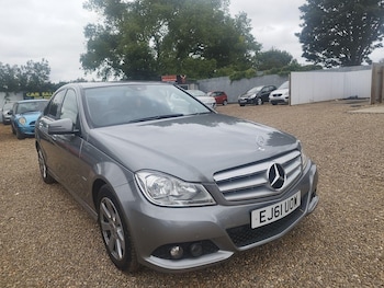 Used Mercedes-Benz C-Class 2011 for sale - 75621092: Photo