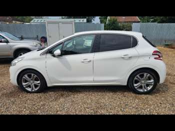 Used Peugeot 208 2015 for sale - 75130323: Photo