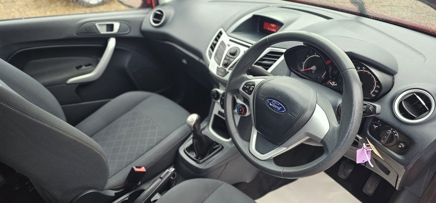 Used Ford Fiesta 2012 for sale - 76576901: Photo 9