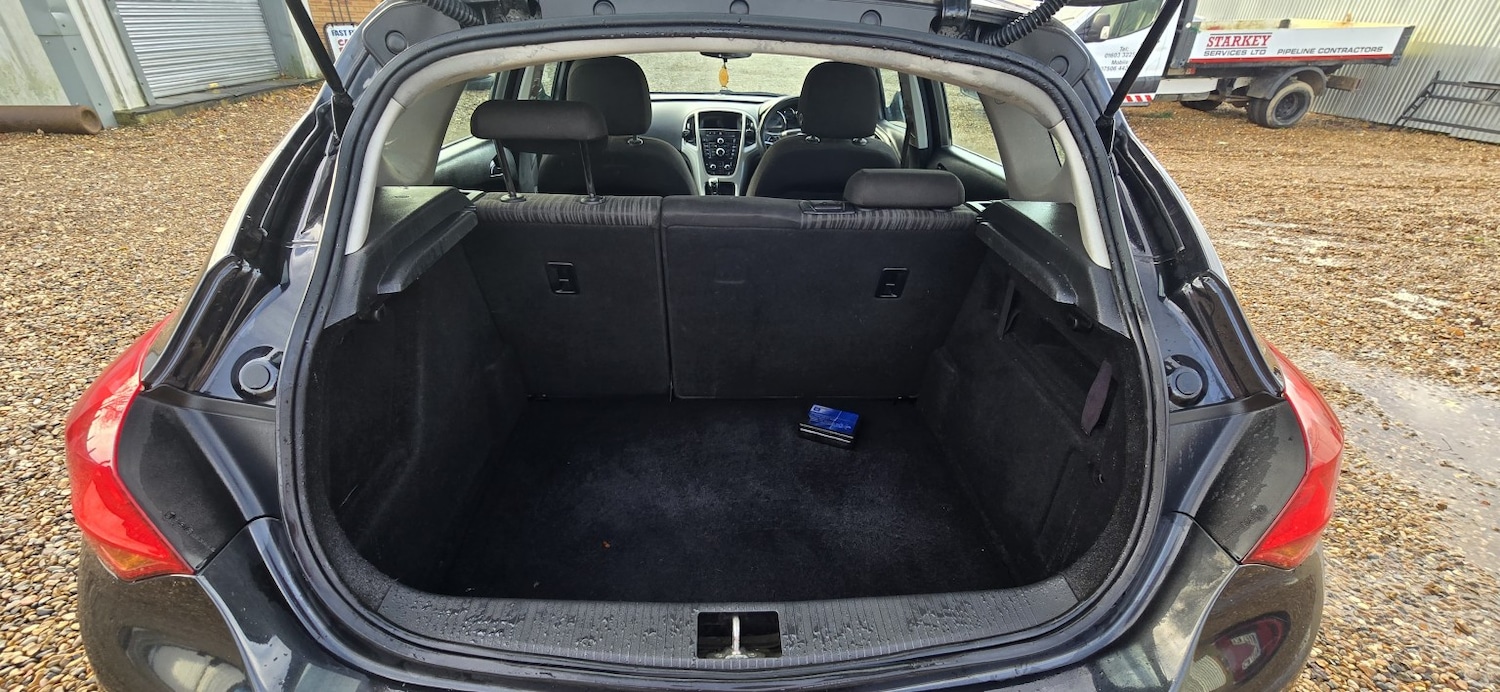 Used Vauxhall Astra 2012 for sale - 77438361: Photo 15