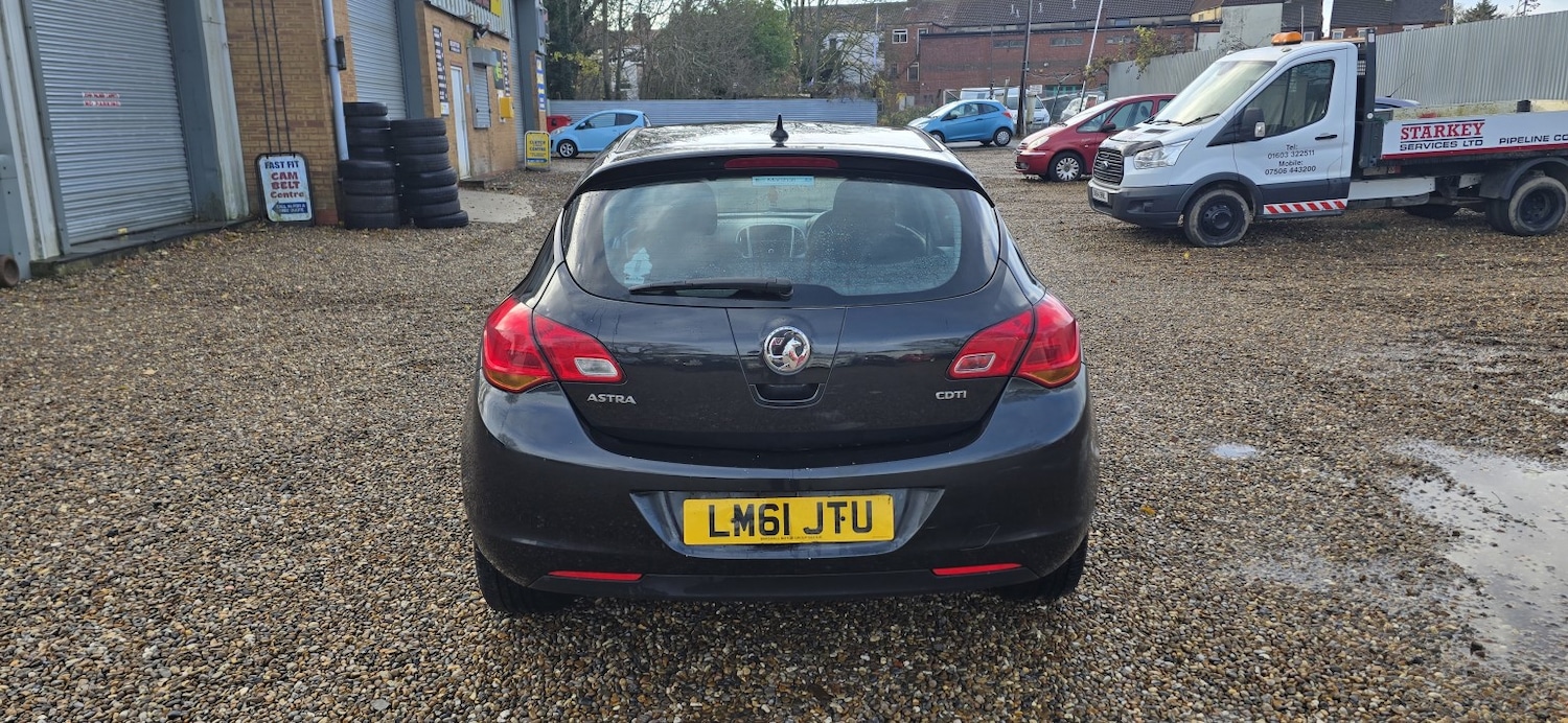 Used Vauxhall Astra 2012 for sale - 77438361: Photo 6