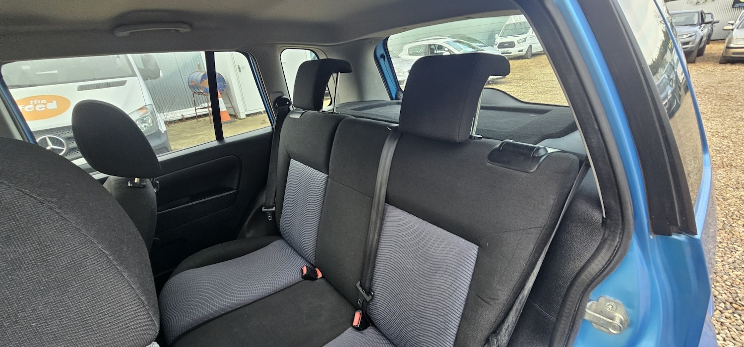 Used Ford Fusion 2010 for sale - 76510942: Photo 12