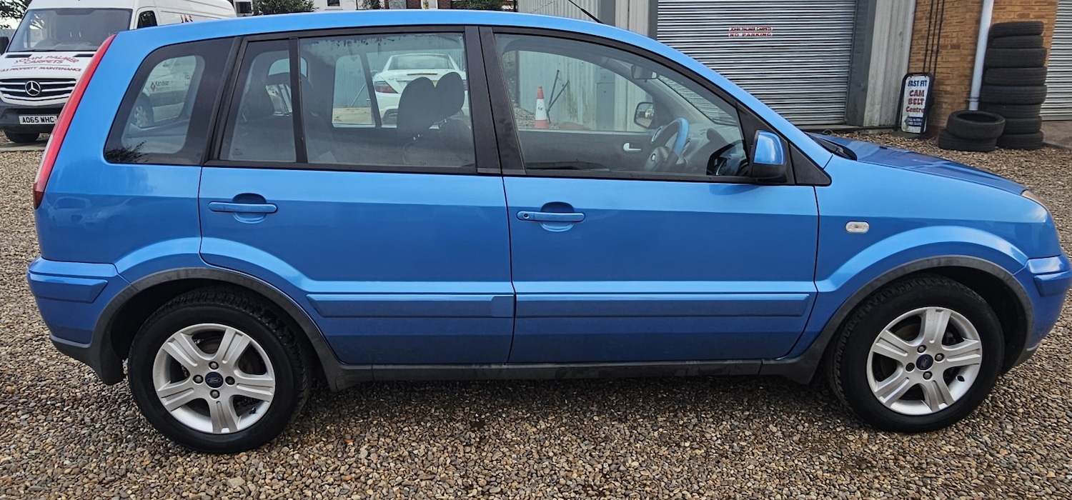 Used Ford Fusion 2010 for sale - 76510942: Photo 8