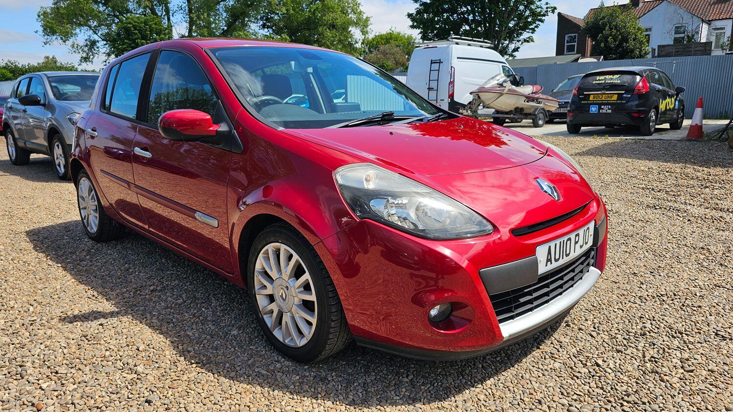 Used Renault Clio 2010 for sale - 76219577: Photo 1