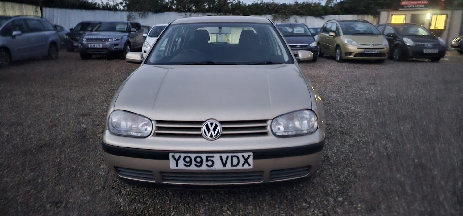 Used Volkswagen Golf 2001 for sale - 76219573: Photo 2