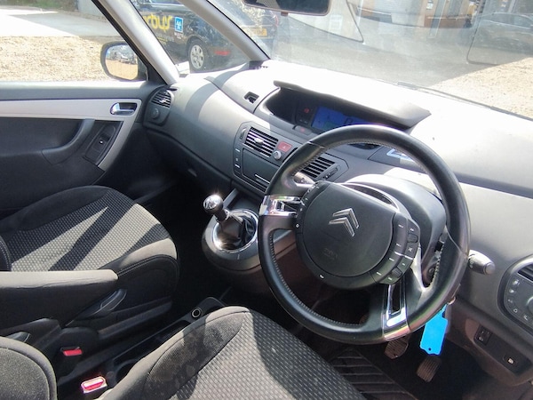 Used Citroen C4 Grand Picasso 2008 for sale - 76219574: Photo 8