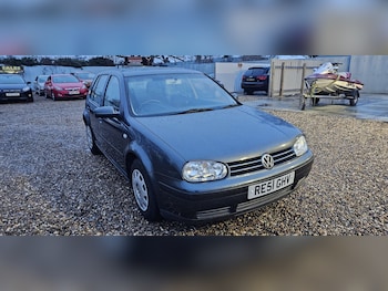 Used Volkswagen Golf 2001 for sale - 77162314: Photo
