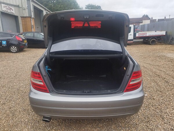 Used Mercedes-Benz C-Class 2011 for sale - 76219578: Photo 14