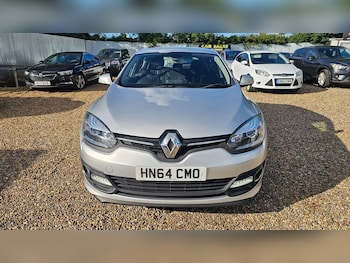 Used Renault Megane 2014 for sale - 76219591: Photo 2
