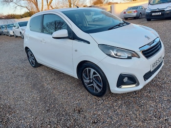 2016 - 1.2 PureTech Allure 5-Door