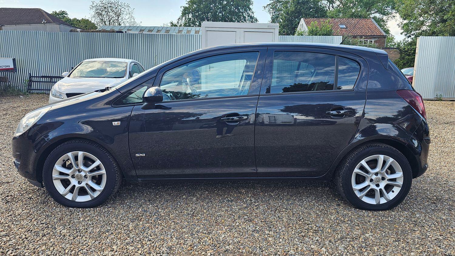 Used Vauxhall Corsa 2010 for sale - 76734791: Photo 4