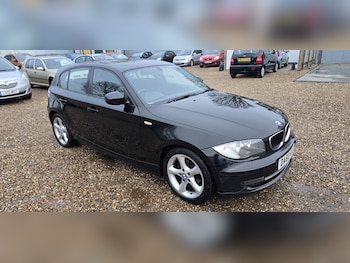 Used BMW 1 Series 2010 for sale - 77173230: Photo