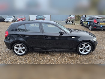 Used BMW 1 Series 2010 for sale - 77173230: Photo