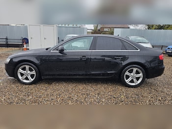 Used Audi A4 2015 for sale - 76387289: Photo