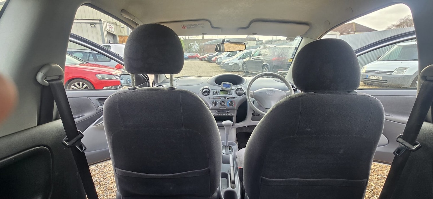 Used Toyota Yaris 2002 for sale - 77609914: Photo 15