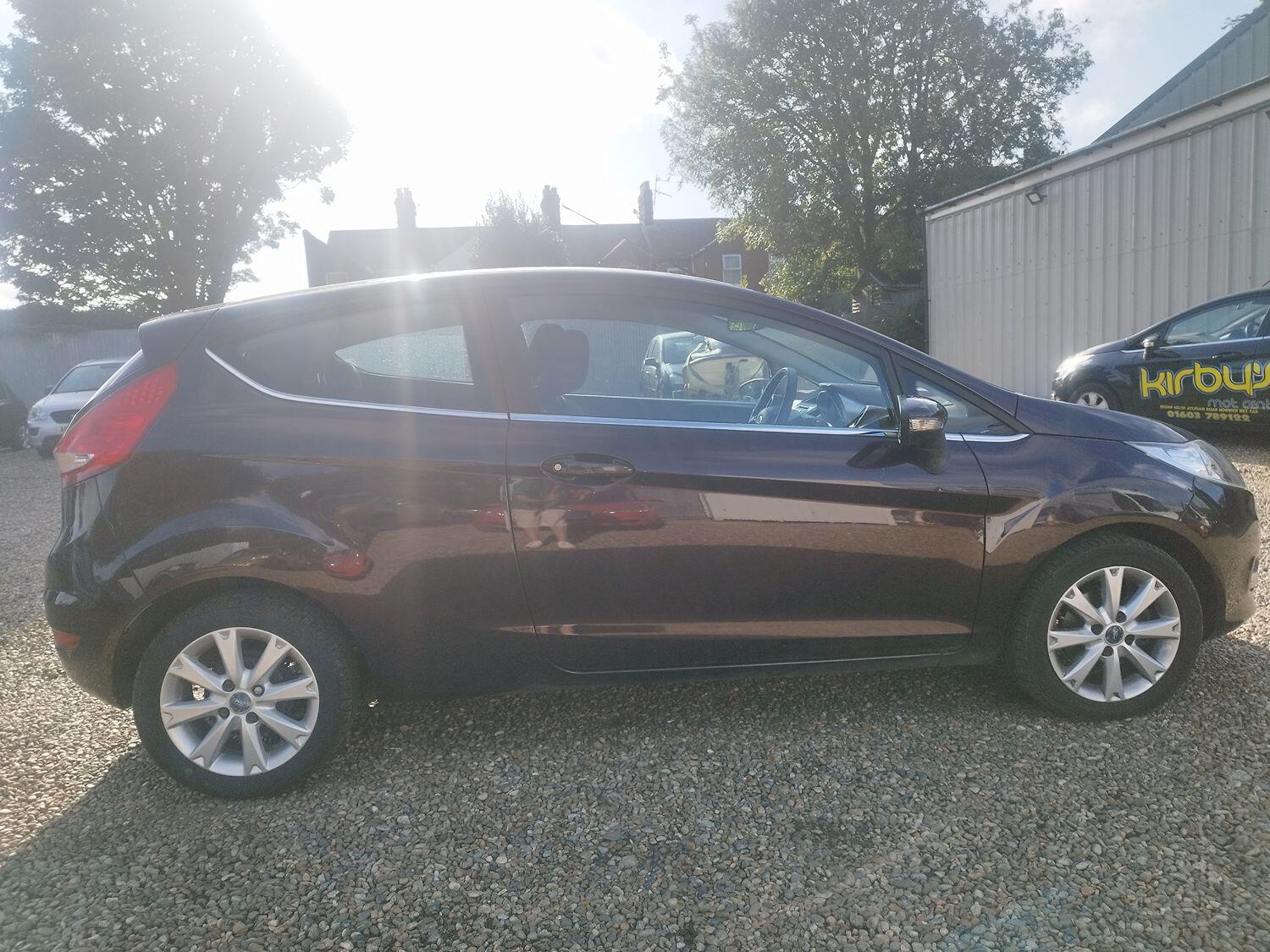 Used Ford Fiesta 2010 for sale - 76794020: Photo 8
