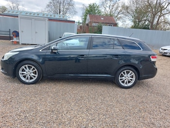 Used Toyota Avensis 2011 for sale - 78280982: Photo