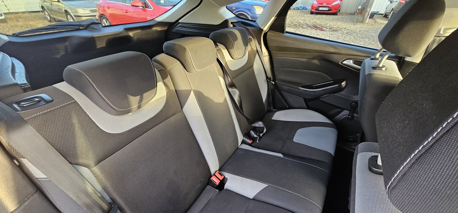 Used Ford Focus 2014 for sale - 77162283: Photo 11