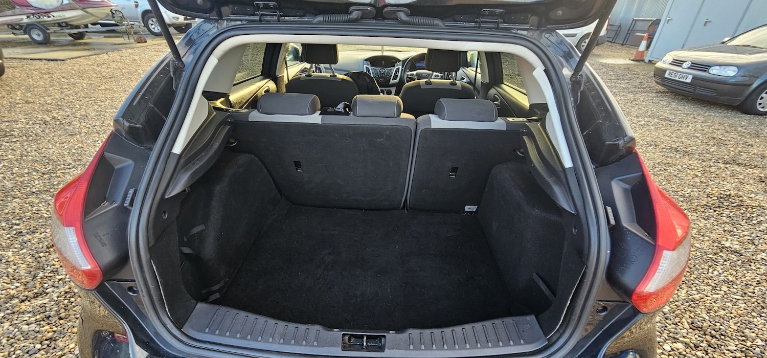 Used Ford Focus 2014 for sale - 77162283: Photo 13