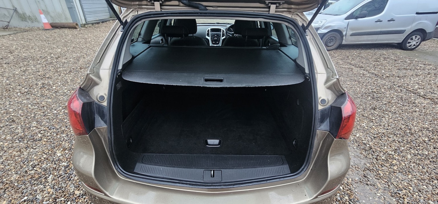 Used Vauxhall Astra 2013 for sale - 78105935: Photo 13