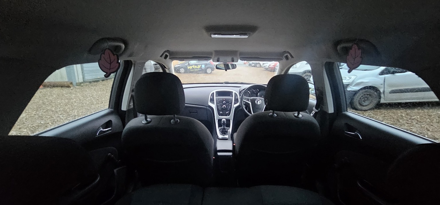 Used Vauxhall Astra 2013 for sale - 78105935: Photo 14