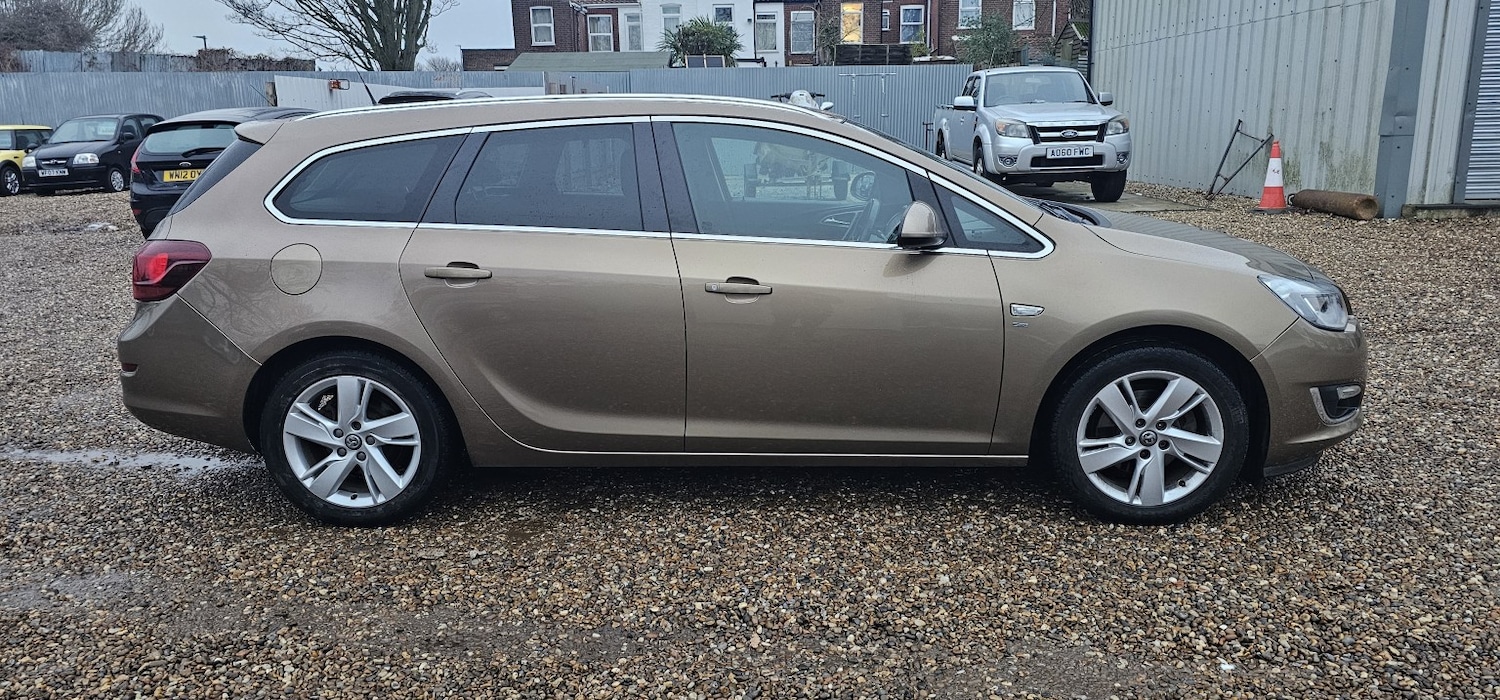 Used Vauxhall Astra 2013 for sale - 78105935: Photo 8