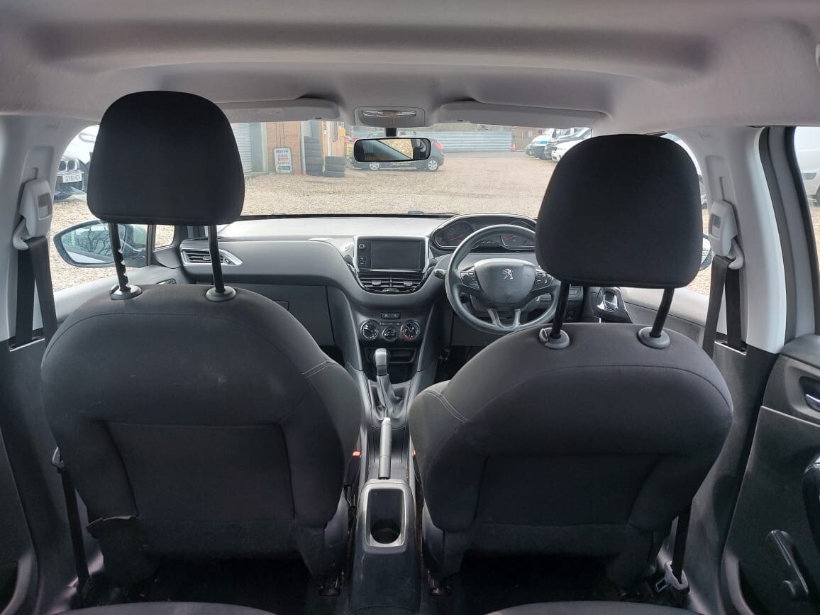 Used Peugeot 208 2013 for sale - 77881045: Photo 13