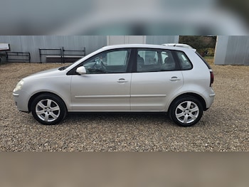 Used Volkswagen Polo 2009 for sale - 78077881: Photo